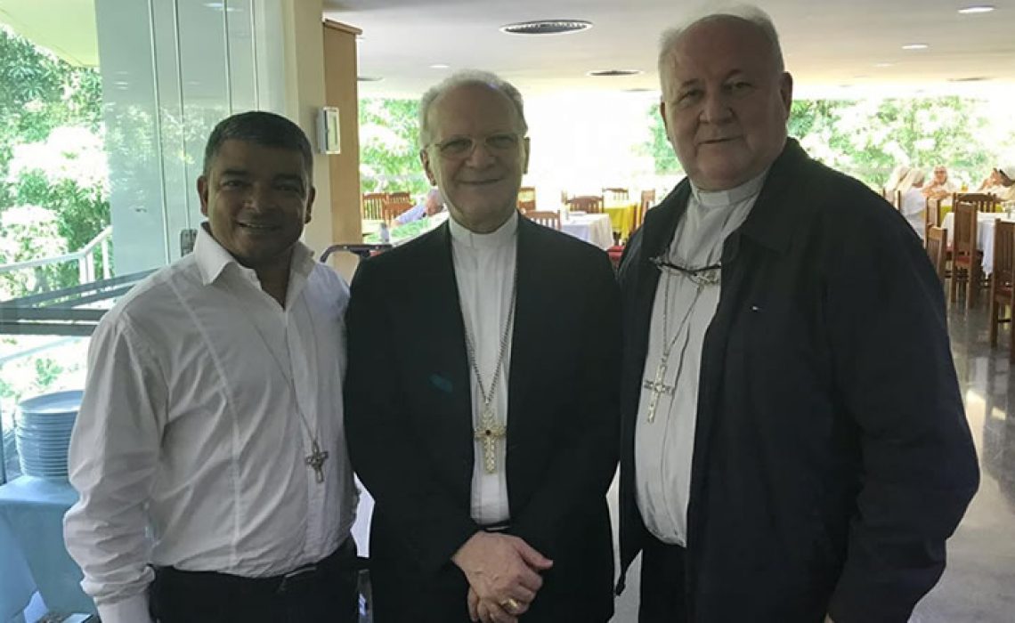 Presidente da Conferência Somos Um é recebido no Curso anual de Bispos no Rio de Janeiro